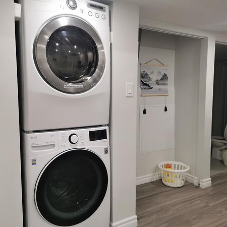 מיסיסאוגה Perfect Location Comfort Private House Lower Level 2 Bedroom Unit מראה חיצוני תמונה